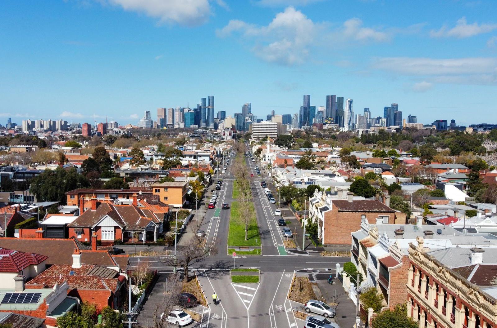 Melbourne House Prices Surge 8% Ahead of Units in 12 Months